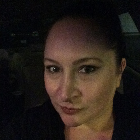 Meet your Posher, Rachel - Picture 1 of 1